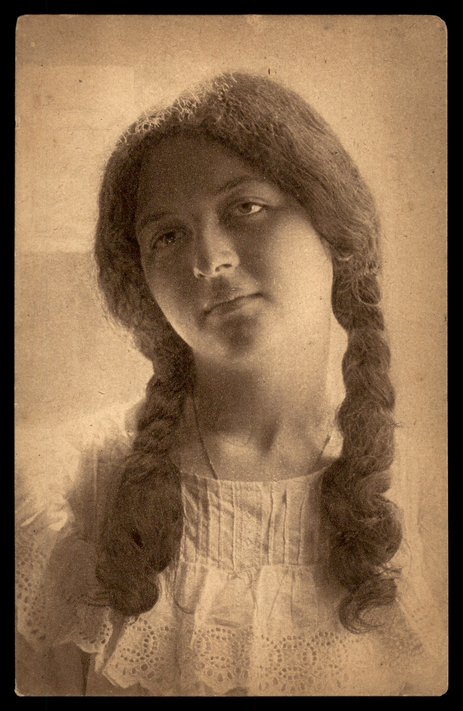 לוט 163 – אוסף גלויות צילום יהודיות וינטג' – דיוקנאות מארץ ישראל ומזרח אירופה | Lot 163 – Vintage Jewish Photographic Postcards Collection – Portraits from Eretz Israel & Eastern Europe – תמונה 13